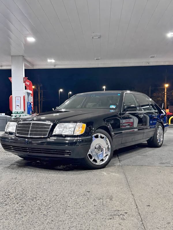 1994 Mercedes-Benz S-Class - S 420 Sedan 4D