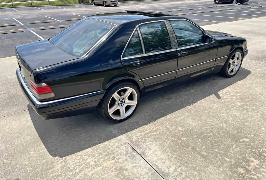 1995 Mercedes-Benz S-Class - S 320 Sedan 4D