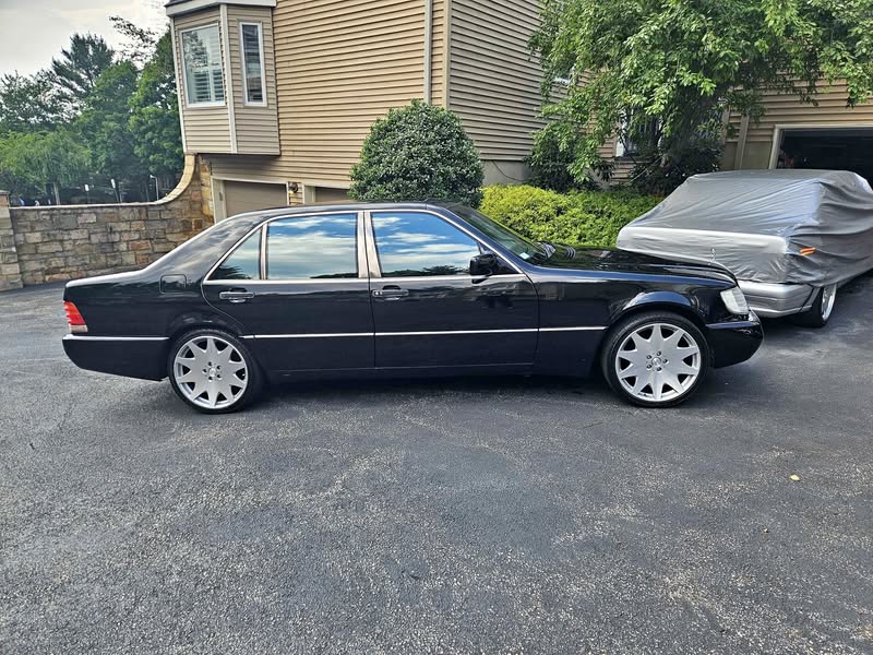 1994 Mercedes-Benz S-Class - S 500 Sedan 4D