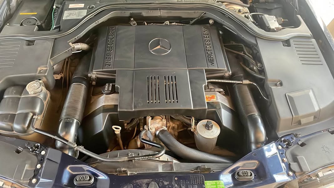 1995 Mercedes-Benz S-Class - S 500 4MATIC Sedan 4D