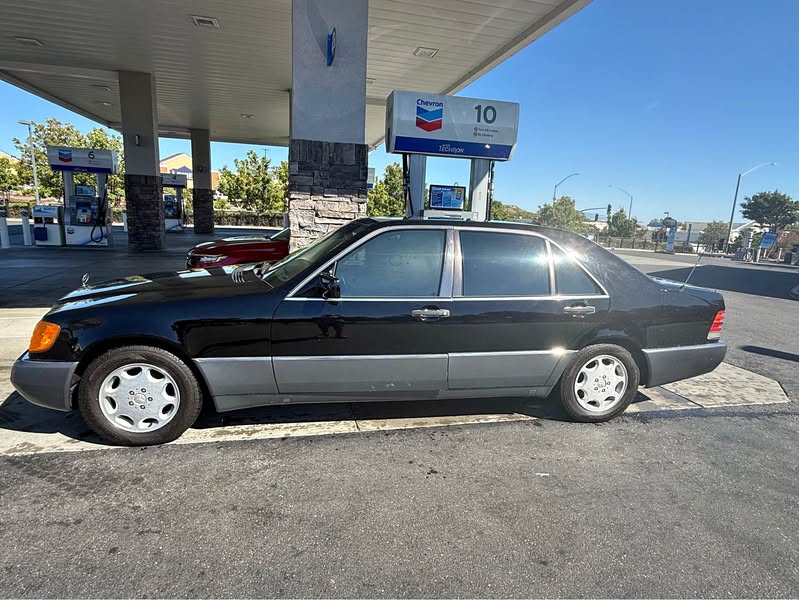 1994 Mercedes-Benz S-Class - S 500 Sedan 4D
