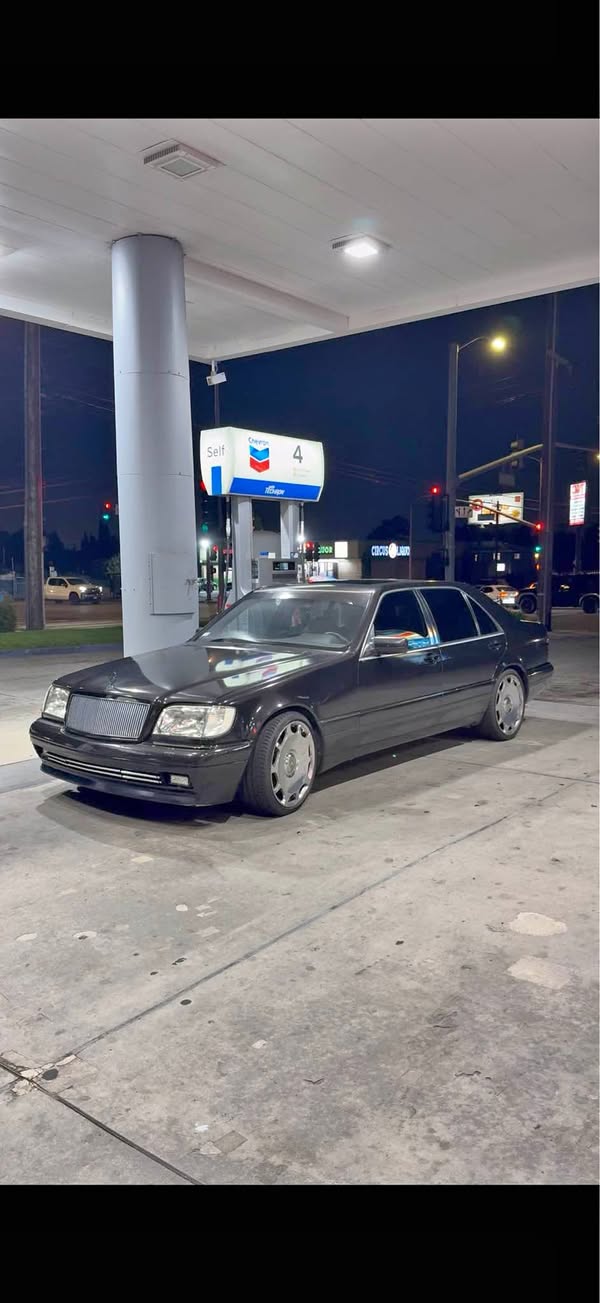 1997 Mercedes-Benz S-Class - S 500 Sedan 4D