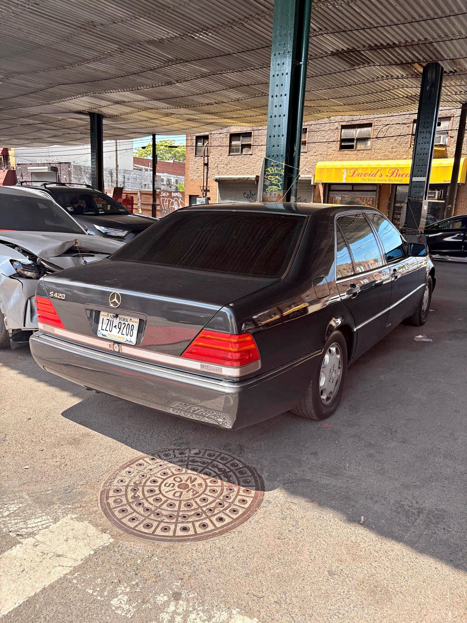 1994 Mercedes-Benz S-Class - S 420 Sedan 4D