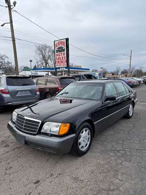 1994 Mercedes-Benz S-Class - S 420 Sedan 4D
