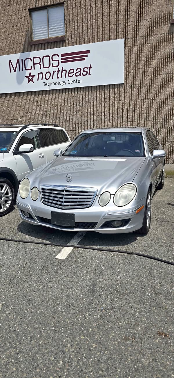 2009 Mercedes-Benz E-Class E 350 4MATIC Sedan 4D