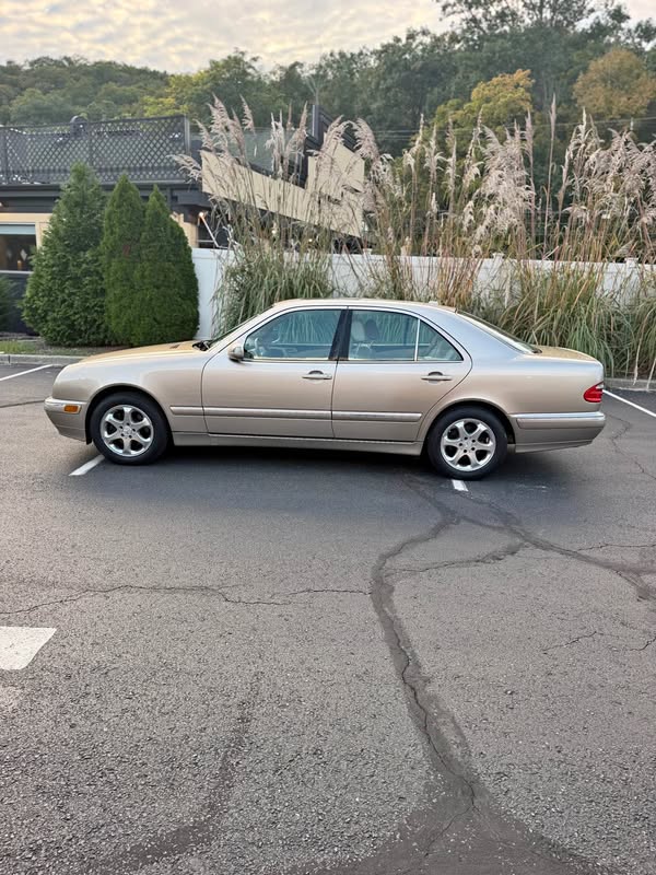 2002 Mercedes-Benz E-Class - E 320 Sedan 4D
