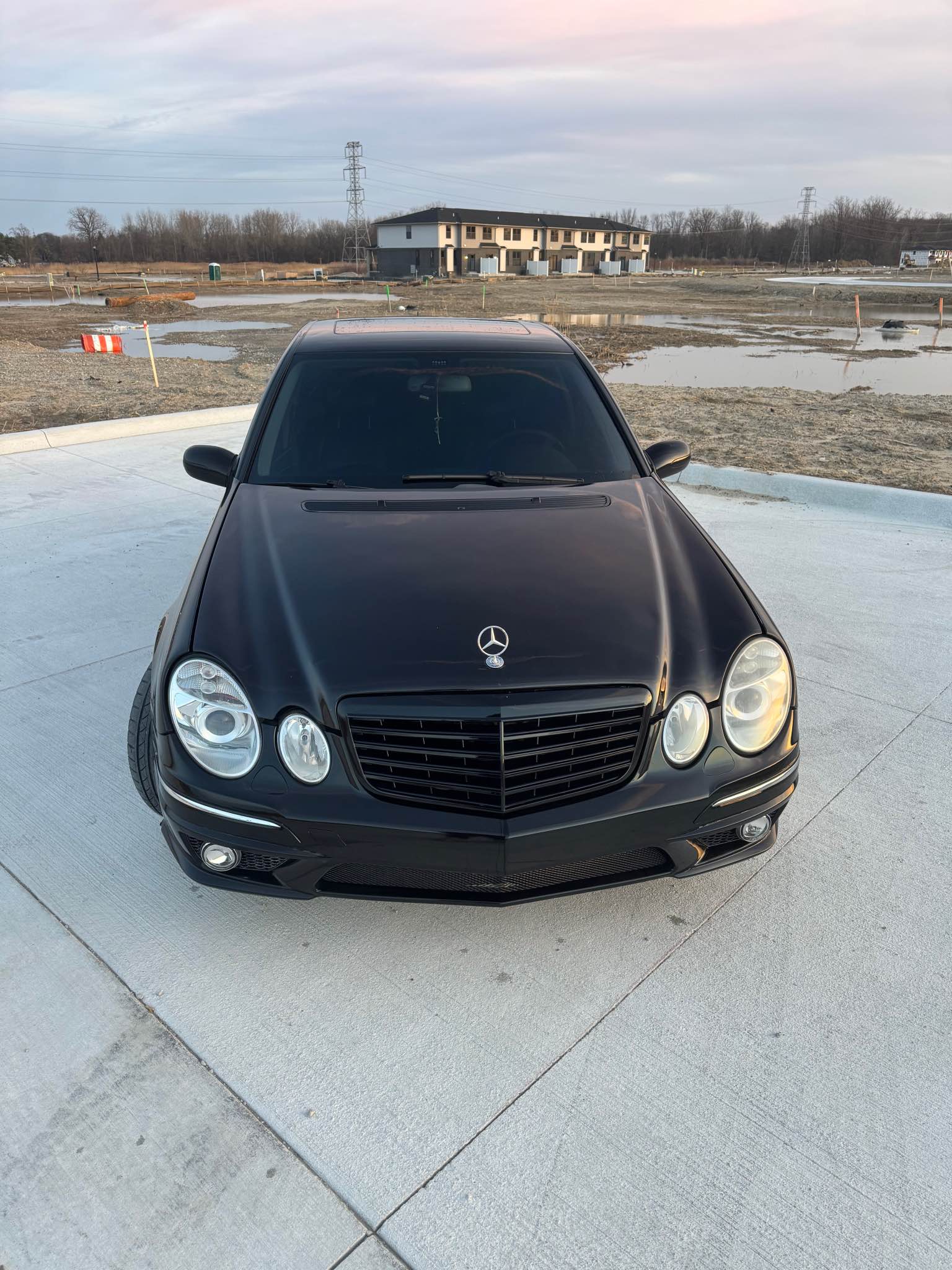 2004 Mercedes-Benz E-Class - E 500 4MATIC Sedan 4D