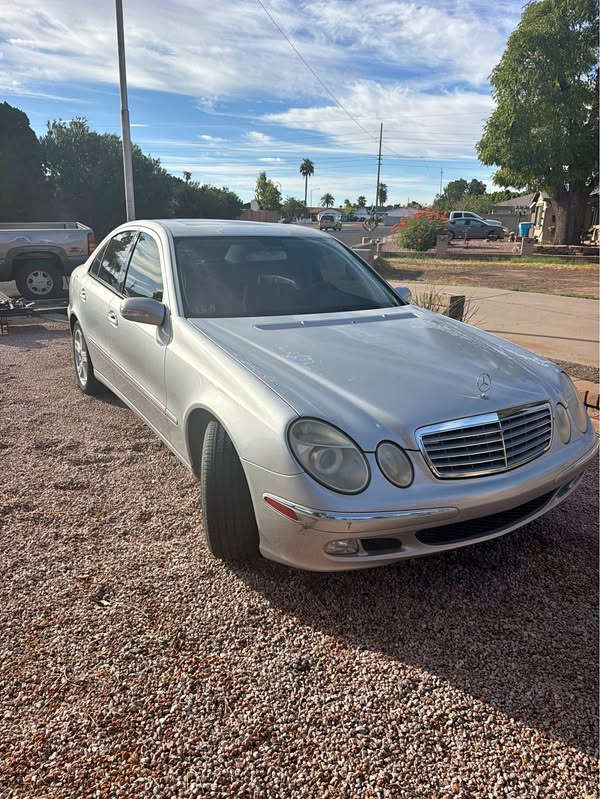 2006 Mercedes-Benz E-Class - E 350 4MATIC Sedan 4D