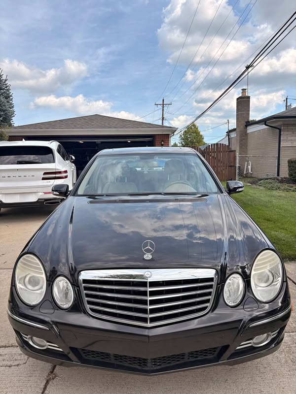 2008 Mercedes-Benz E-Class - E 350 4MATIC Sedan 4D