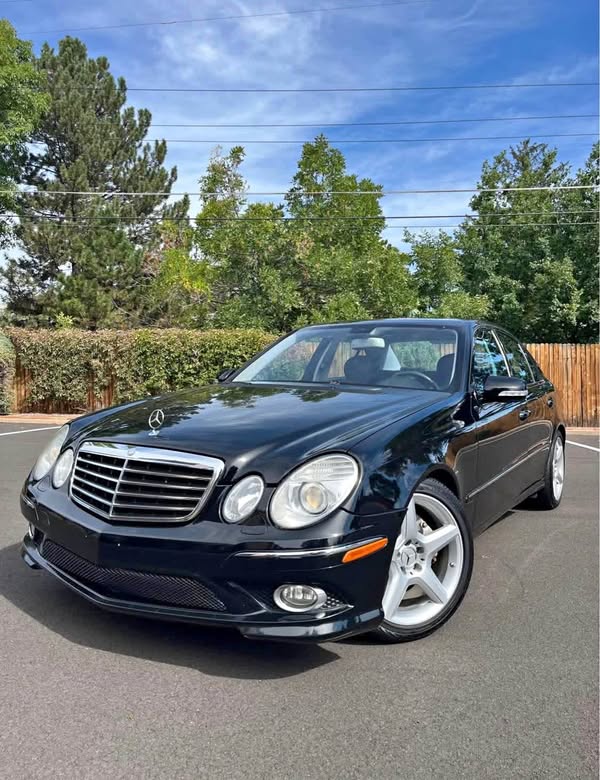 2009 Mercedes-Benz E-Class - E350\u2022AMG PACKAGE\u2022CLEAN TITLE