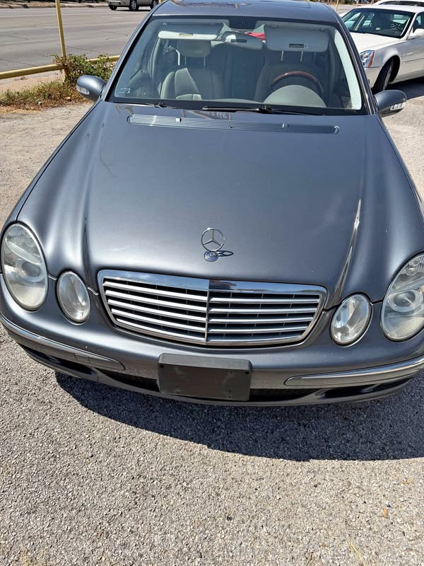 2005 Mercedes-Benz E-Class - E 320 CDI Sedan 4D