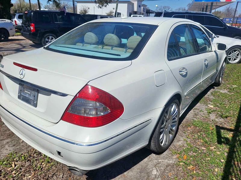 2009 Mercedes-Benz E-Class - E 350 Sedan 4D
