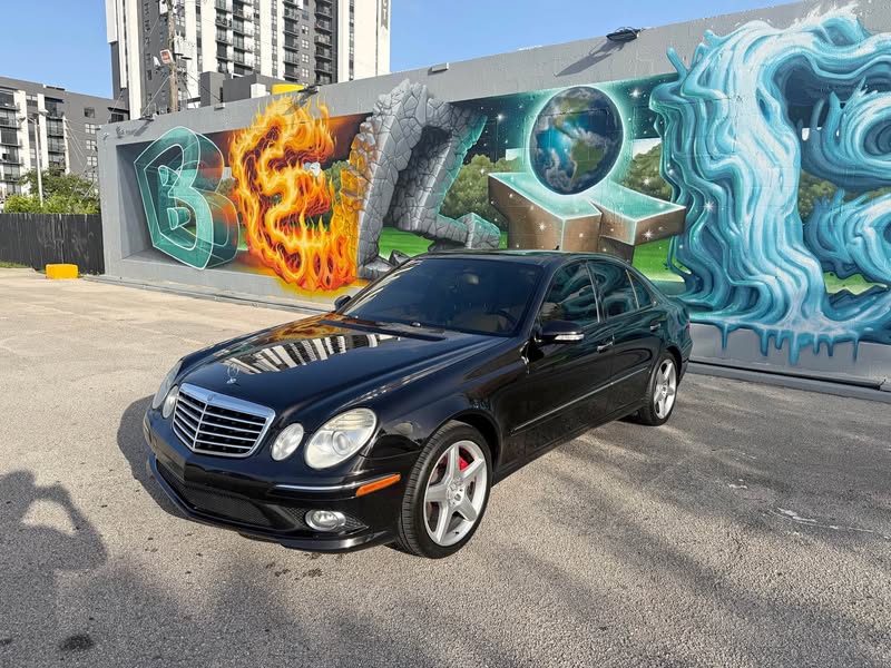 2009 Mercedes-Benz E-Class - E 350 4MATIC Sedan 4D