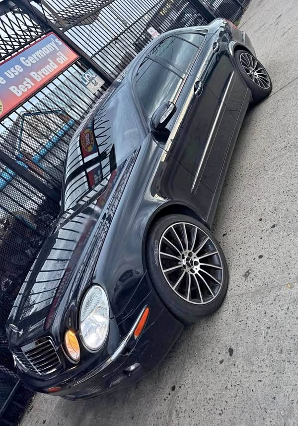 2004 Mercedes-Benz E-Class - E 500 Sedan 4D