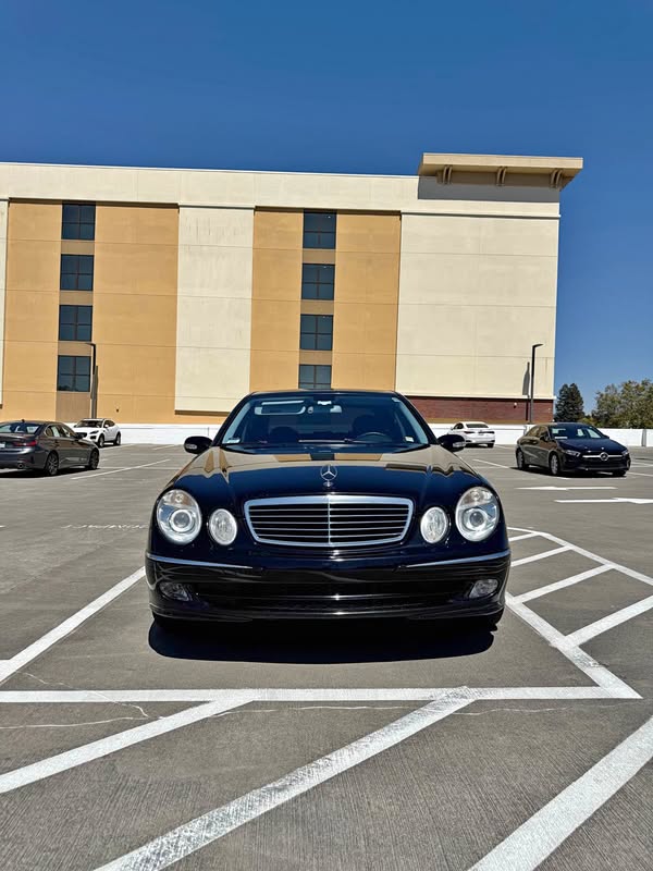 2005 Mercedes-Benz E-Class - E 320 Sedan 4D
