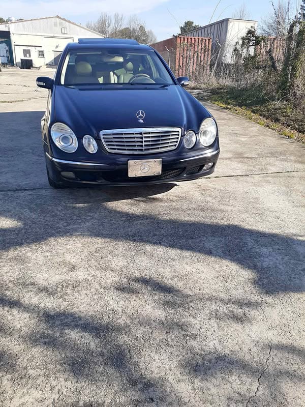 2005 Mercedes-Benz E-Class - E 320 Sedan 4D