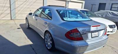 2007 Mercedes-Benz E-Class - E 350 4MATIC Sedan 4D