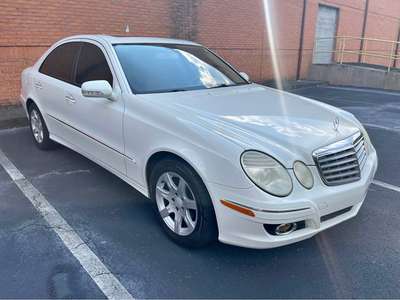 2009 Mercedes-Benz E-Class - E 320 BLUETEC Sedan 4D