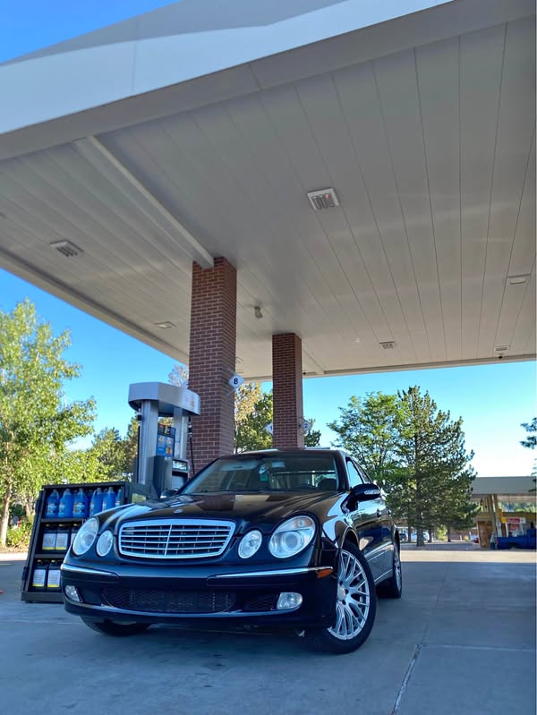 2005 Mercedes-Benz E-Class - E 500 4MATIC Sedan 4D