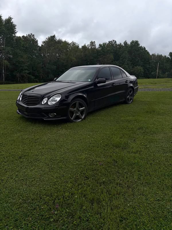 2007 Mercedes-Benz E-Class - E 350 4MATIC Sedan 4D