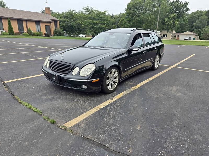 2004 Mercedes-Benz E-Class - E 500 4MATIC Wagon 4D