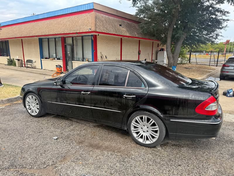 2008 Mercedes-Benz E-Class - E 350 4MATIC Sedan 4D