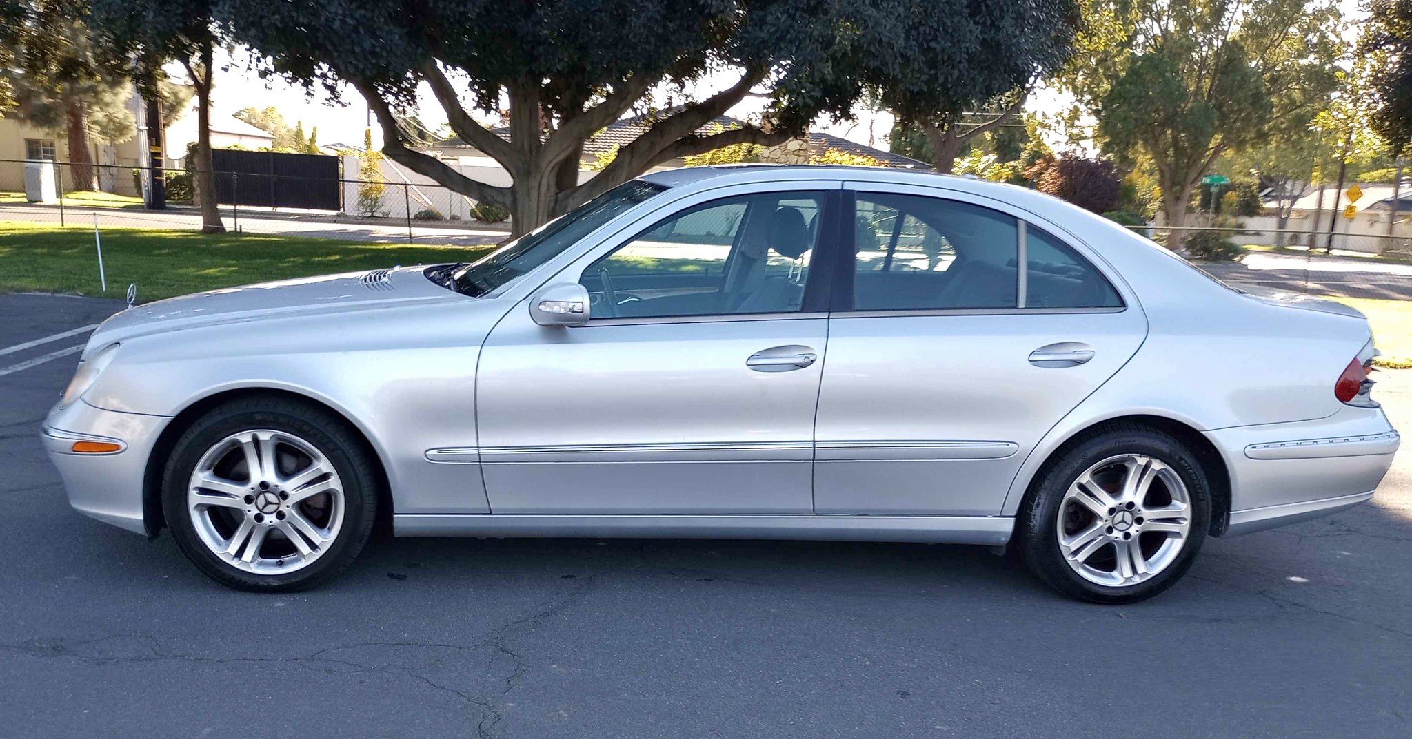 2006 Mercedes-Benz E-Class - E 350 Sedan 4D