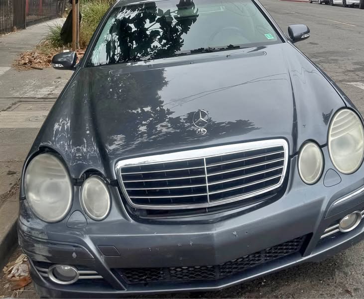 2007 Mercedes-Benz E-Class - E 350 4MATIC Sedan 4D