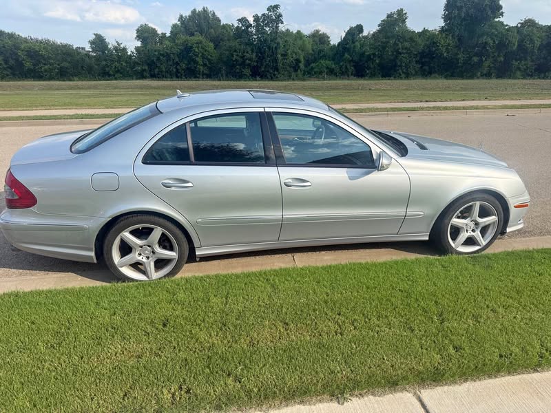 2008 Mercedes-Benz E-Class - E 350 4MATIC Sedan 4D
