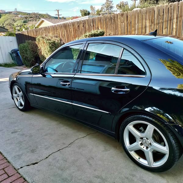 2009 Mercedes-Benz E-Class - E 350 Sedan 4D