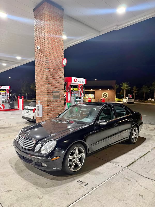 2006 Mercedes-Benz E-Class - E 320 CDI Sedan 4D