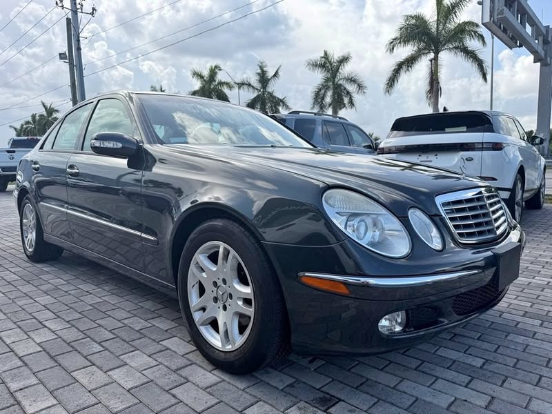 2004 Mercedes-Benz E-CLASS