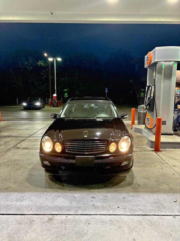 2004 Mercedes-Benz E-Class - E 320 Sedan 4D