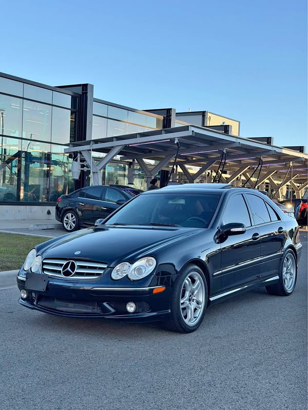 2006 Mercedes-Benz E-Class - E 55 AMG Sedan 4D