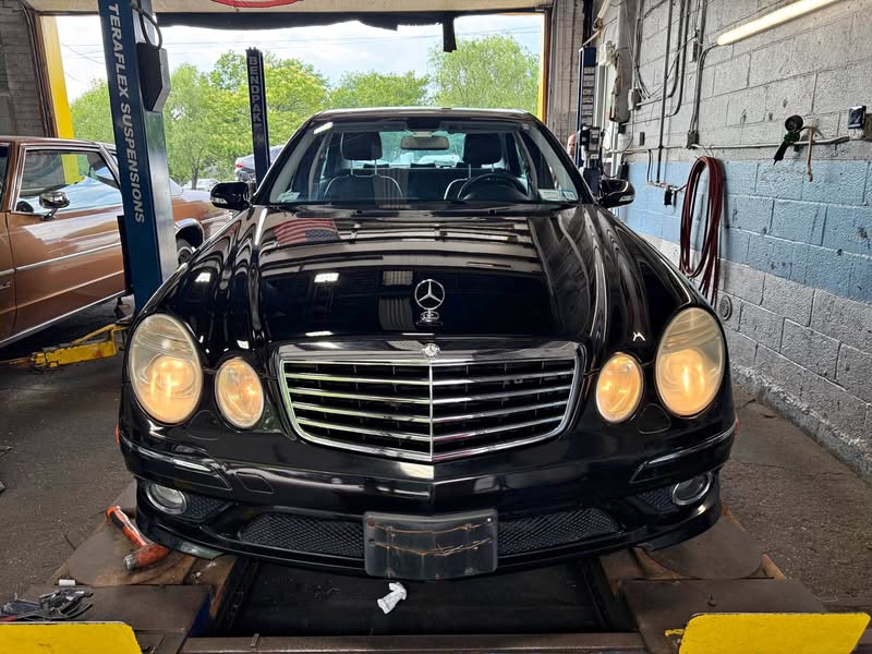 2009 Mercedes-Benz E-Class - E550