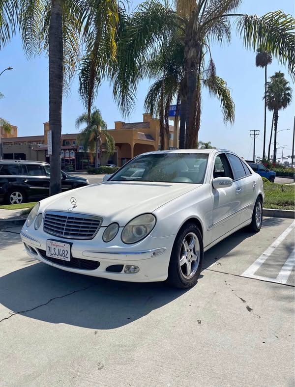 2004 Mercedes-Benz E-Class - E 320 4MATIC Sedan 4D