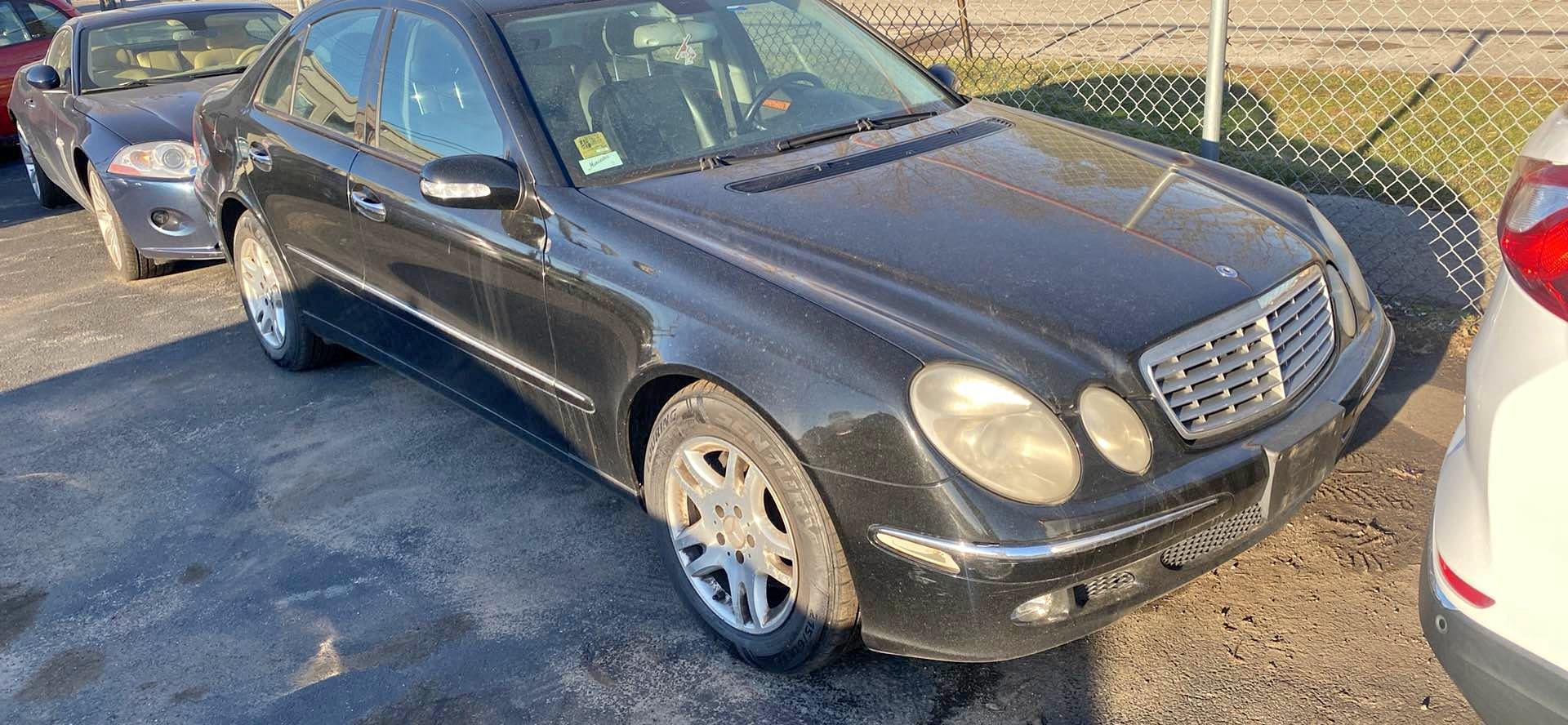 2006 Mercedes-Benz E-Class - E 350 4MATIC Sedan 4D