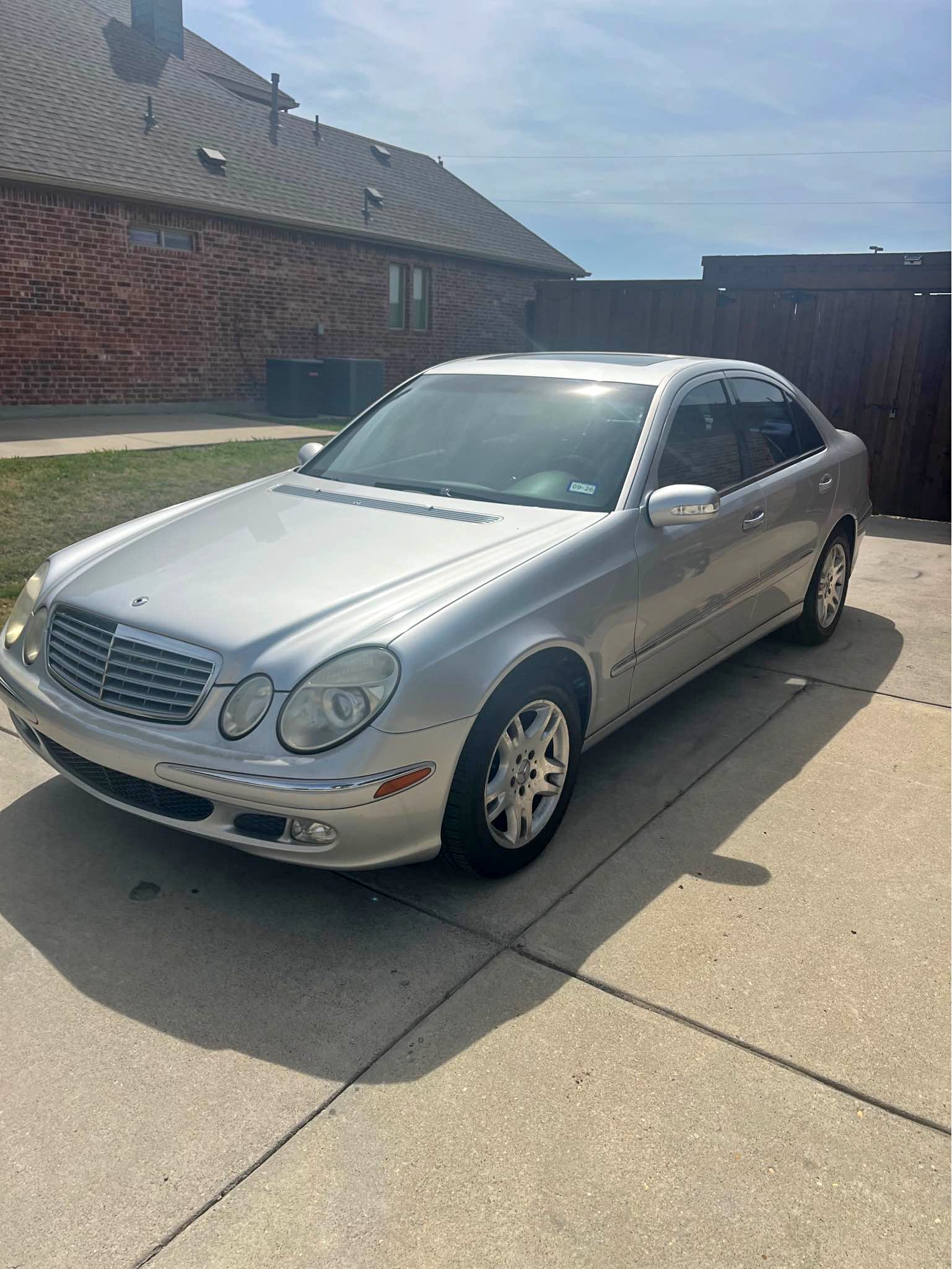 2005 Mercedes-Benz E-Class - E 320 4MATIC Sedan 4D