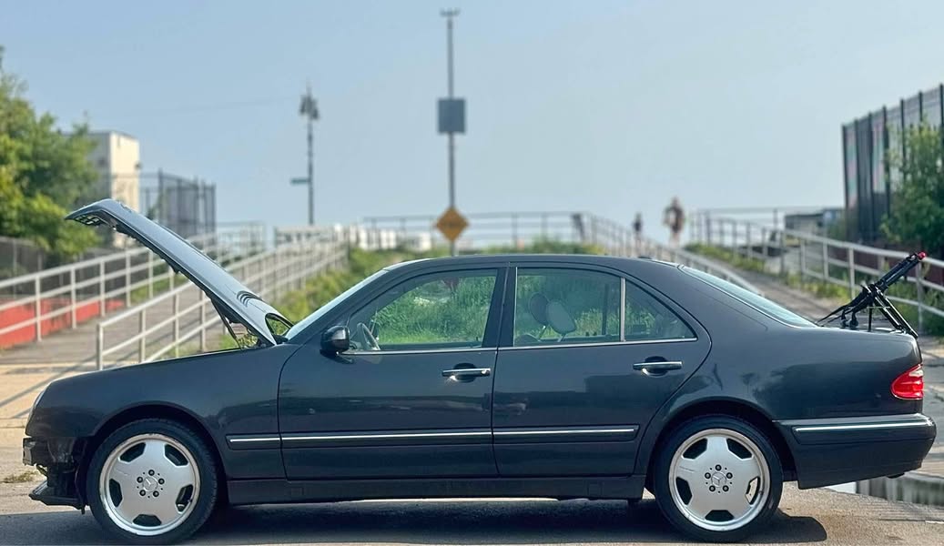 2002 Mercedes-Benz E-Class - E 430 AWD Sedan 4D