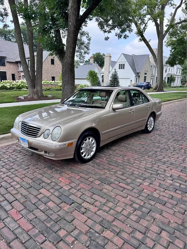 2002 Mercedes-Benz E-Class - E 320 AWD Sedan 4D