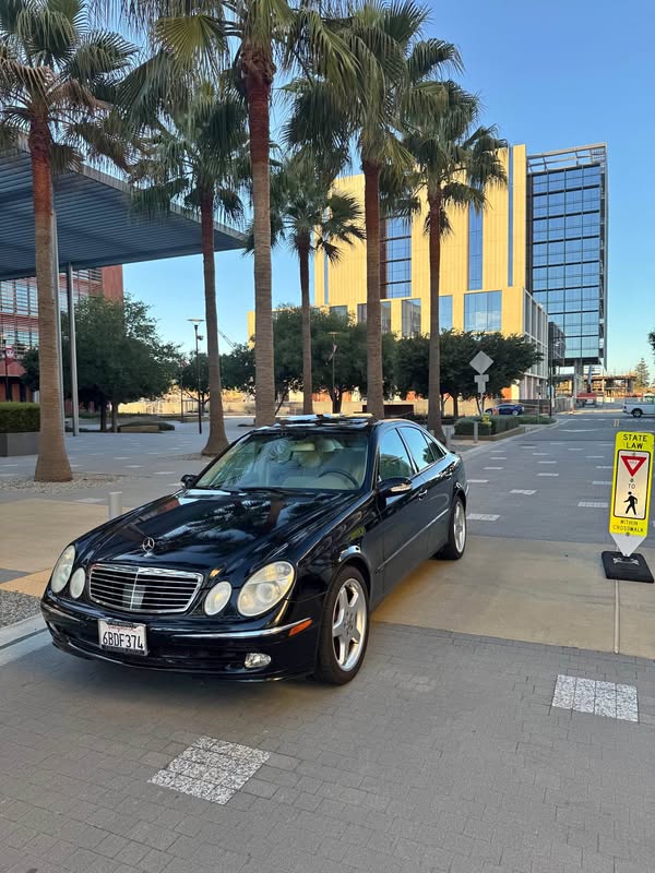 2003 Mercedes-Benz E-Class - E 500 Sedan 4D
