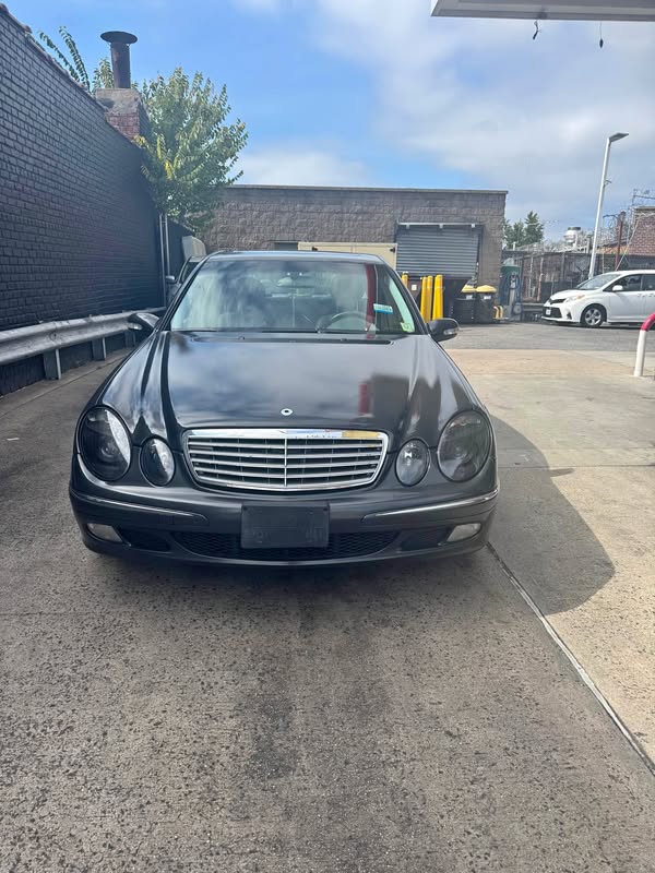 2004 Mercedes-Benz E-Class - E 320 AWD Sedan 4D