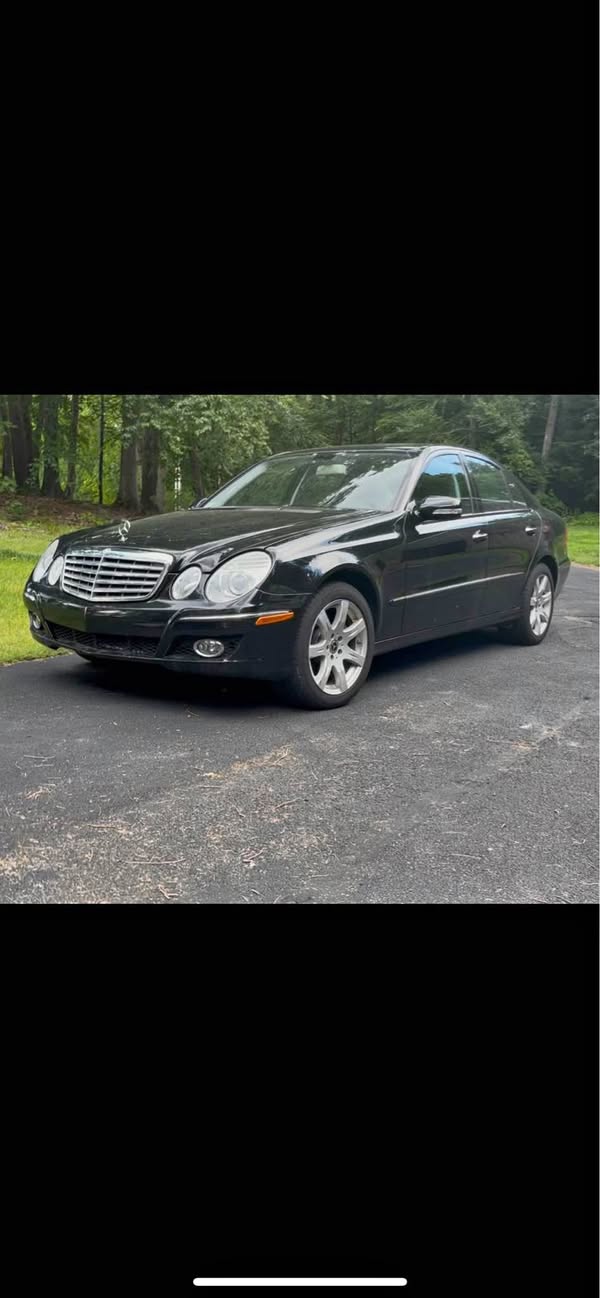 2008 Mercedes-Benz E-Class - E 350 4MATIC Sedan 4D