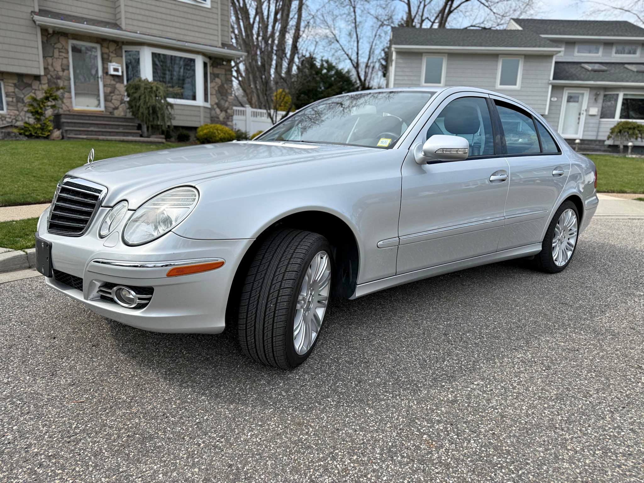 2007 Mercedes-Benz E-Class - E 350 4MATIC Sedan 4D