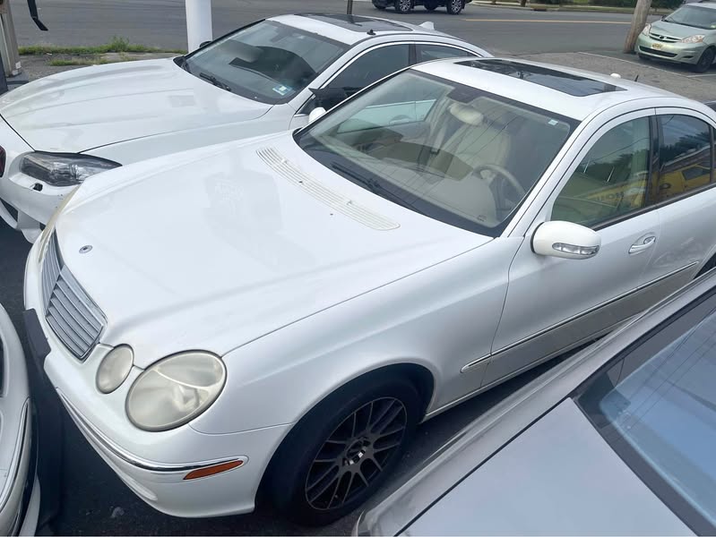 2007 Mercedes-Benz E-Class - E 350 4MATIC Sedan 4D