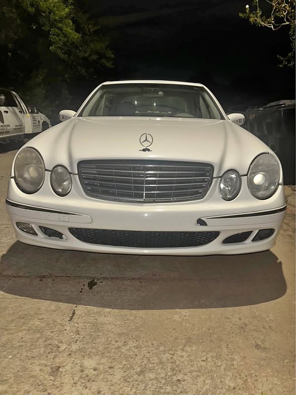 2003 Mercedes-Benz E-Class - 4 Matic