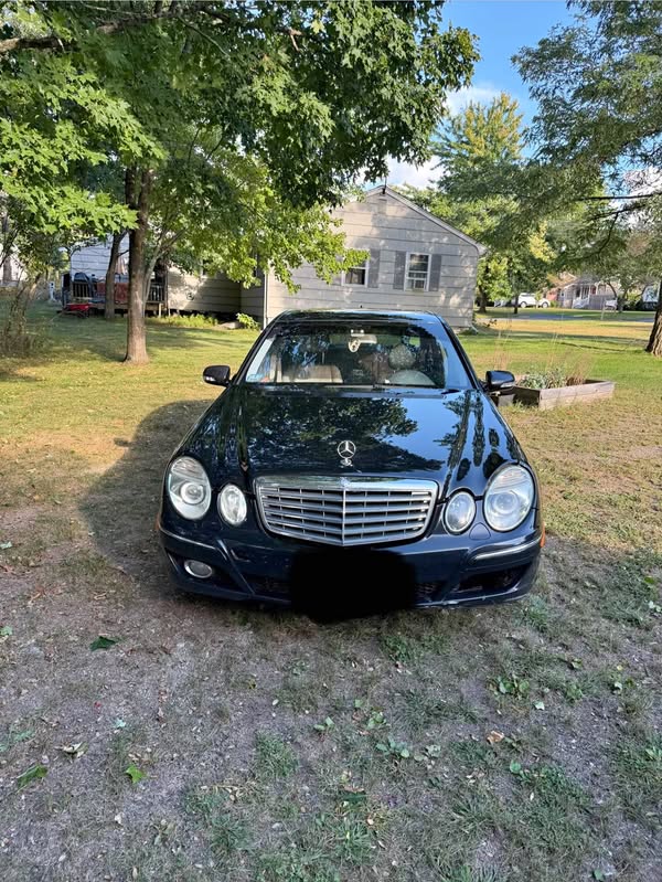 2007 Mercedes-Benz E-Class - E 320 BLUETEC Sedan 4D