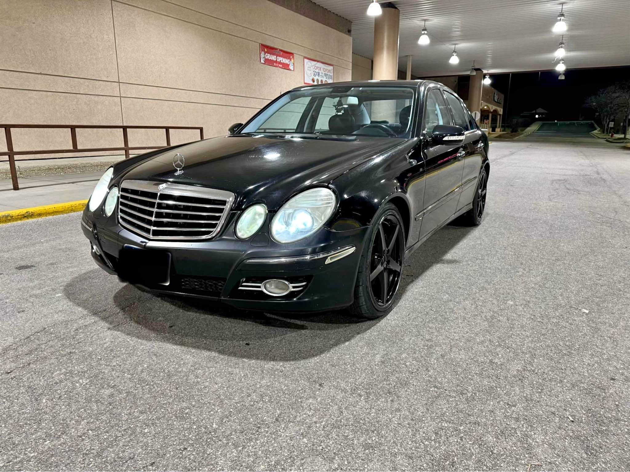 2007 Mercedes-Benz E-Class - E 350 4MATIC Sedan 4D