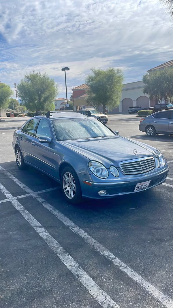 2005 Mercedes-Benz E-Class - E 320 4MATIC Sedan 4D
