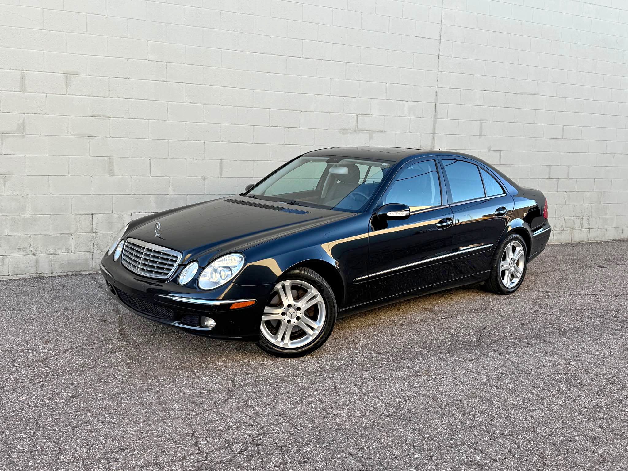2006 Mercedes-Benz E-Class - E 350 4MATIC Sedan 4D